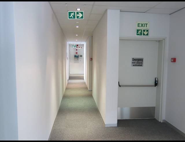712M² OFFICE TO LET IN CENTURY CITY